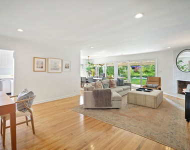 3085 Motor Avenue - Photo Thumbnail 2