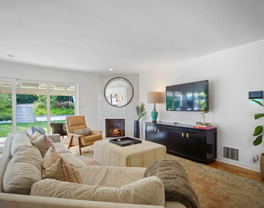 3085 Motor Avenue - Photo Thumbnail 6