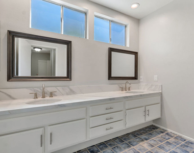 603 Racquet Club Lane - Photo Thumbnail 30