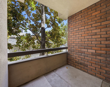 141 S Linden Drive - Photo Thumbnail 60