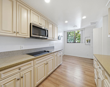141 S Linden Drive - Photo Thumbnail 40