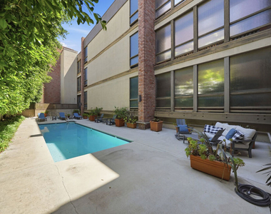 141 S Linden Drive - Photo Thumbnail 16