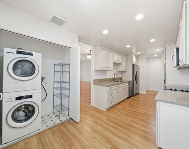141 S Linden Drive - Photo Thumbnail 45