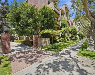 141 S Linden Drive - Photo Thumbnail 68