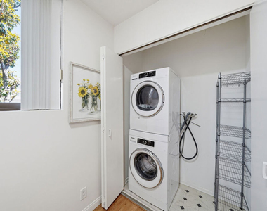 141 S Linden Drive - Photo Thumbnail 46
