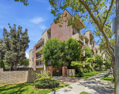 141 S Linden Drive - Photo Thumbnail 67