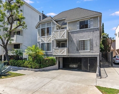 1931 Malcolm Avenue - Photo Thumbnail 16