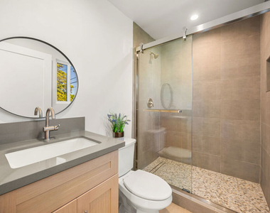 2617 Veteran Ave. - Photo Thumbnail 5