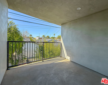2617 Veteran Ave. - Photo Thumbnail 10