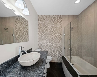 1121 Roberto Lane - Photo Thumbnail 21