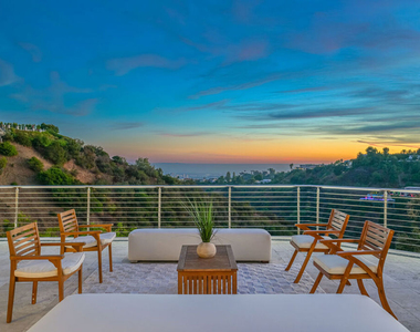 1121 Roberto Lane - Photo Thumbnail 1
