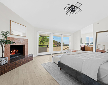 1121 Roberto Lane - Photo Thumbnail 11