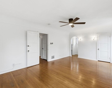 1530 Valley View Road - Photo Thumbnail 27