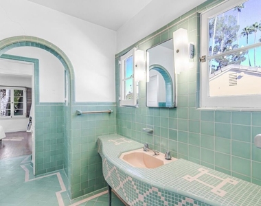 1530 Valley View Road - Photo Thumbnail 38