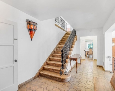 1530 Valley View Road - Photo Thumbnail 25