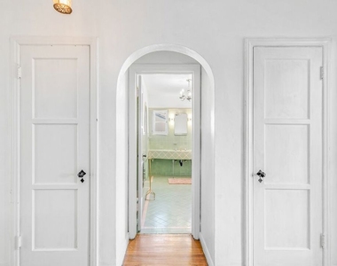 1530 Valley View Road - Photo Thumbnail 34
