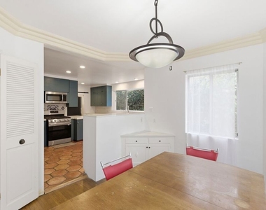 1530 Valley View Road - Photo Thumbnail 21