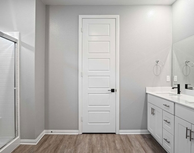763 Sienna Way - Photo Thumbnail 25