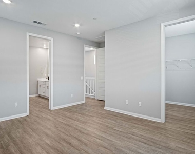 763 Sienna Way - Photo Thumbnail 23