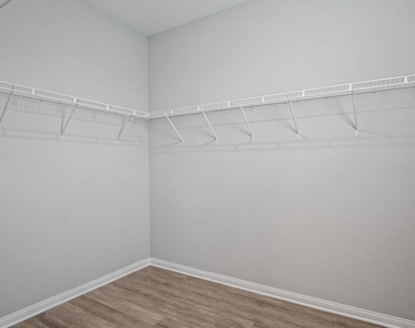 763 Sienna Way - Photo Thumbnail 24