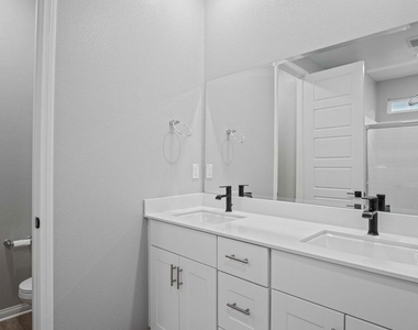 763 Sienna Way - Photo Thumbnail 26