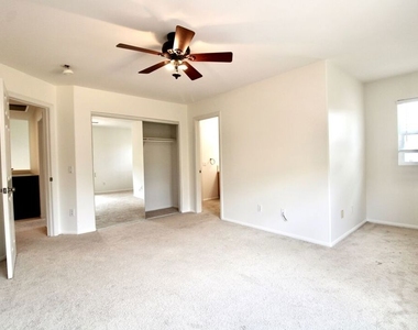 1124 Acapulco Avenue - Photo Thumbnail 23