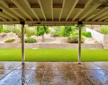 1124 Acapulco Avenue - Photo Thumbnail 35