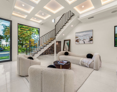 9511 National Boulevard - Photo Thumbnail 9