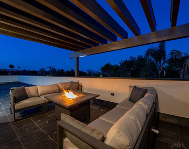 9511 National Boulevard - Photo Thumbnail 25