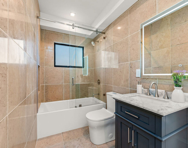 9511 National Boulevard - Photo Thumbnail 17
