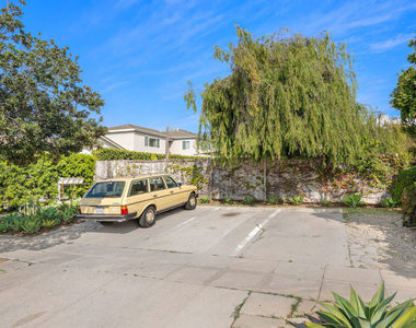 1819 Euclid Street - Photo Thumbnail 14