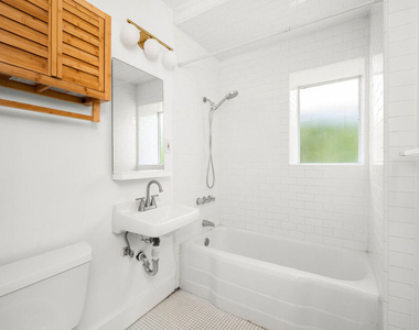 1819 Euclid Street - Photo Thumbnail 9