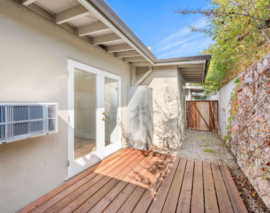 1819 Euclid Street - Photo Thumbnail 11