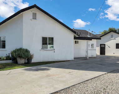15559 Three Palms Street - Photo Thumbnail 20