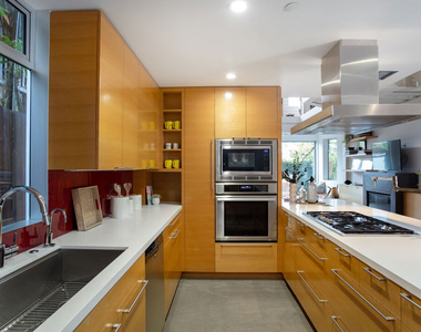 234 Grand Boulevard - Photo Thumbnail 5
