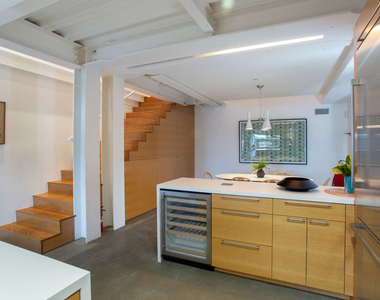 234 Grand Boulevard - Photo Thumbnail 9