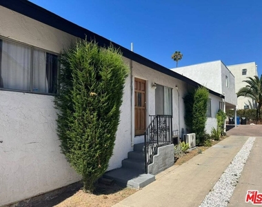 1538 N Mariposa Avenue - Photo Thumbnail 20