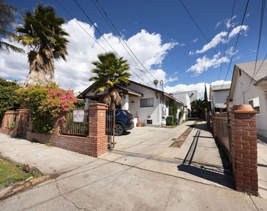 1538 N Mariposa Avenue - Photo Thumbnail 15