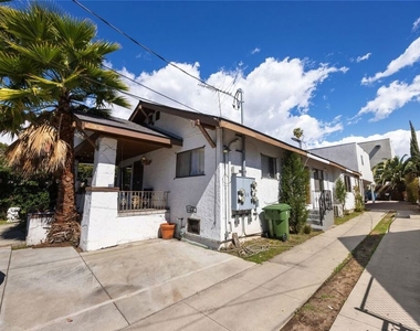 1538 N Mariposa Avenue - Photo Thumbnail 14