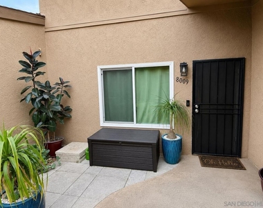 8009 Calle Fanita - Photo Thumbnail 1