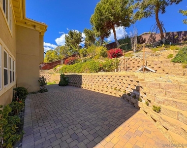 536 Quail Pointe Lane - Photo Thumbnail 26