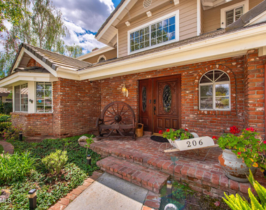206 Rangely Court - Photo Thumbnail 5