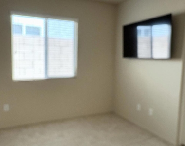 84175 Tramonto Way - Photo Thumbnail 19