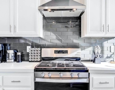 66815 Vista Place - Photo Thumbnail 5