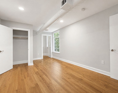 229 Washington Avenue - Photo Thumbnail 6