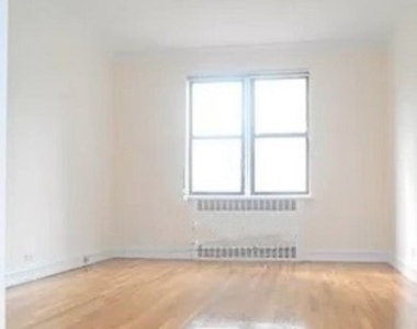 East 88th Street - Photo Thumbnail 1