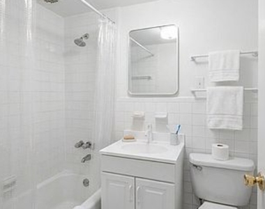 400 East 12th Street - Photo Thumbnail 4