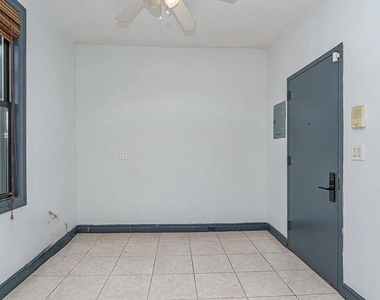 750 Onderdonk Avenue - Photo Thumbnail 6