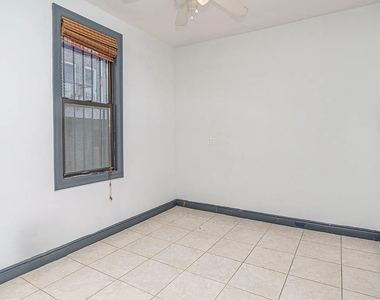 750 Onderdonk Avenue - Photo Thumbnail 5
