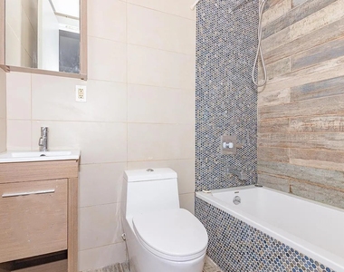 1044 Putnam Avenue - Photo Thumbnail 10